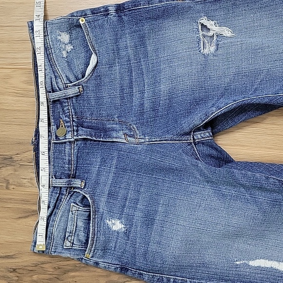 Frame Demin LeGargon Distressed Boyfriend Jeans - Picture 7 of 16